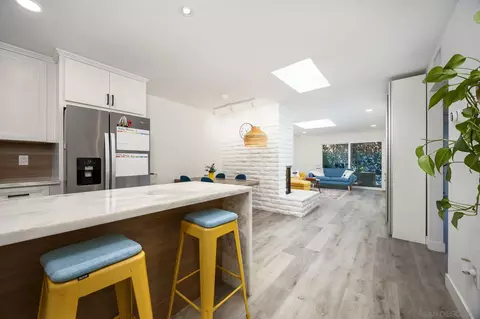 Kitchen - 810 E Washington Ave UNIT E, Escondido, CA 92025 photo 1 of 4