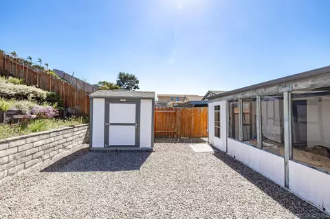 Exterior - 5177 Loma Verde, Oceanside, CA 92056 photo 5 of 15