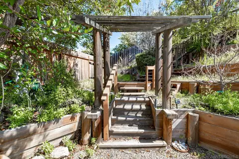 Exterior - 5177 Loma Verde, Oceanside, CA 92056 photo 8 of 15