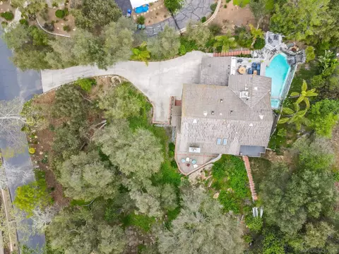 View/Area - 2656 Secret Lake Ln, Fallbrook, CA 92028 photo 8 of 12
