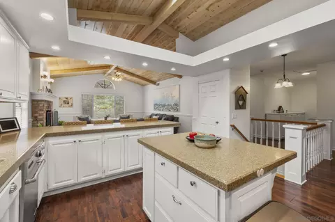 Kitchen - 2656 Secret Lake Ln, Fallbrook, CA 92028 photo 7 of 7