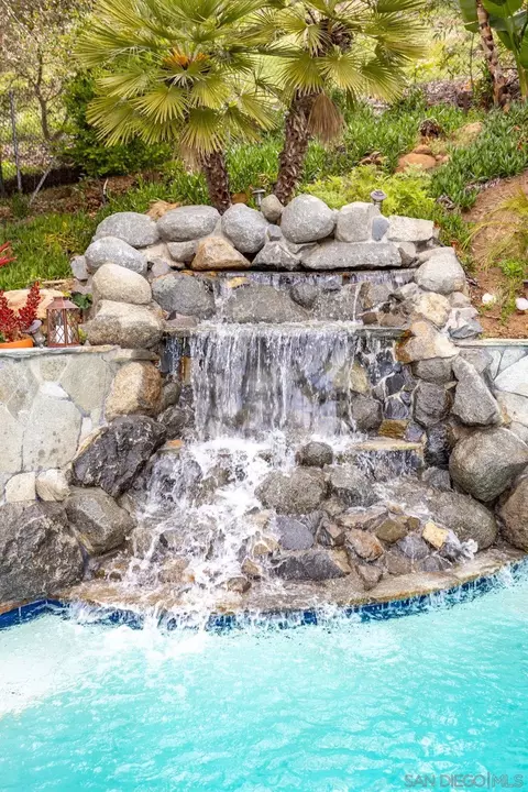 Exterior - 2656 Secret Lake Ln, Fallbrook, CA 92028 photo 11 of 33