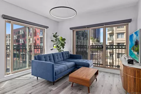 450 J St #3251, San Diego, CA 92101