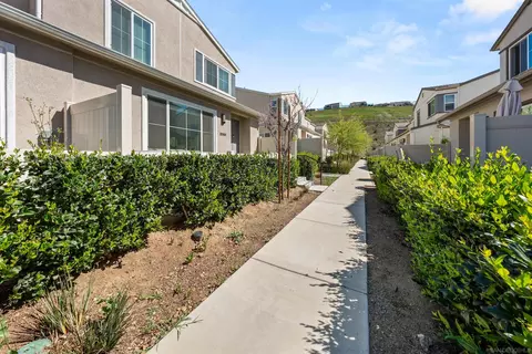 Exterior - 35164 Grove Trl, Fallbrook, CA 92028 photo 4 of 13