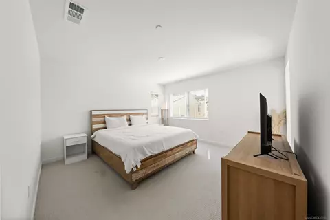 Bedroom - 35164 Grove Trl, Fallbrook, CA 92028 photo 3 of 4