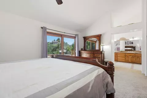 Bedroom - 15927 Litten Way, Ramona, CA 92065 photo 2 of 5