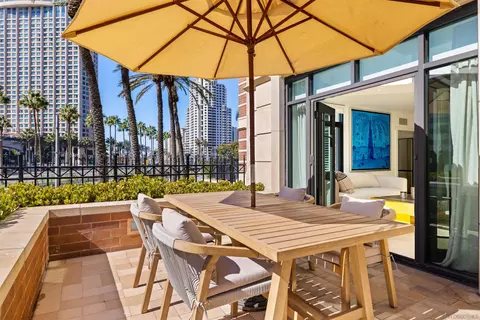 500 W Harbor Dr #136, San Diego, CA 92101