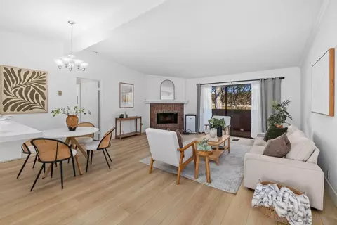 8860 Villa La Jolla #314, La Jolla, CA 92037