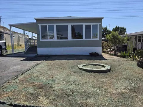 1425 St 2nd Ave, Chula Vista, CA 91911