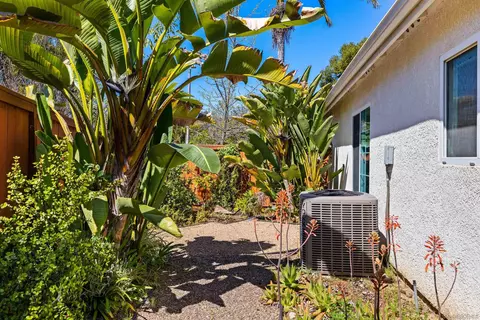 Exterior - 5761 Spur Ave, Oceanside, CA 92057 photo 9 of 10