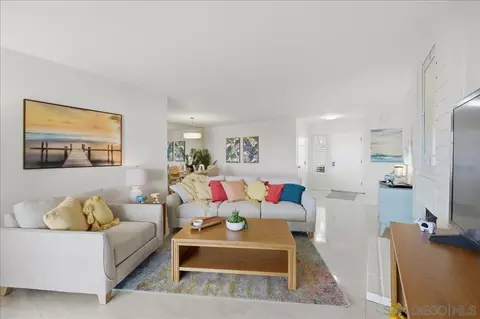 Living - 6733 Hyacinth, Carlsbad, CA 92011 photo 3 of 4