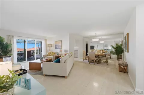 Living - 6733 Hyacinth, Carlsbad, CA 92011 photo 4 of 4