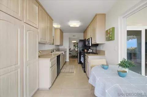 Kitchen - 6733 Hyacinth, Carlsbad, CA 92011 photo 3 of 3