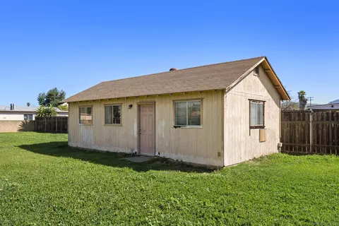 Exterior - 1194 Andover Rd, El Cajon, CA 92019 photo 7 of 13