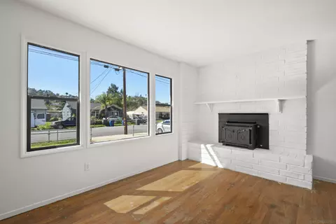 Living - 1194 Andover Rd, El Cajon, CA 92019 photo 1 of 4