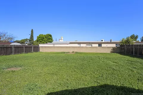 Exterior - 1194 Andover Rd, El Cajon, CA 92019 photo 10 of 13