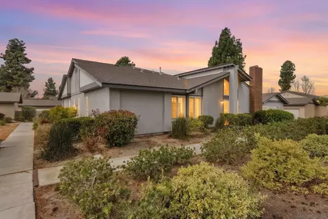 670 Kumquat Way, Oceanside, CA 92058