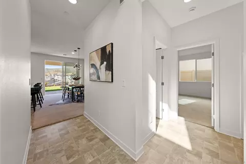 Entry Way - 35172 Bergamot Cv, Fallbrook, CA 92028 photo 3 of 8