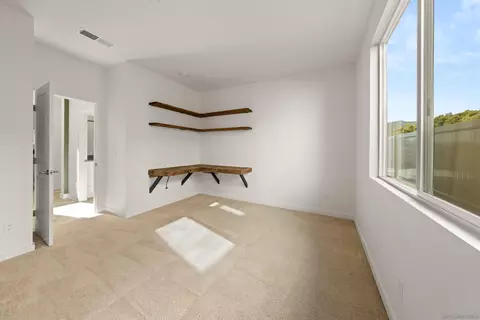 Bedroom - 35172 Bergamot Cv, Fallbrook, CA 92028 photo 1 of 5