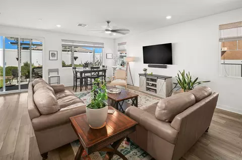 Living - 26626 Ash Smt, Menifee, CA 92584 photo 4 of 5