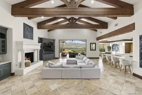 7628 Top O The Morning Way, San Diego, CA 92127