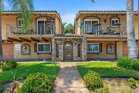 4230 48th St #2, San Diego, CA 92115