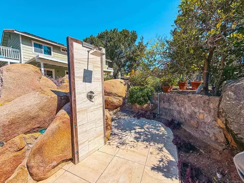 Exterior - 17649 Rancho De Carole Rd, Ramona, CA 92065 photo 6 of 11