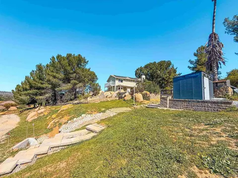 Exterior - 17649 Rancho De Carole Rd, Ramona, CA 92065 photo 7 of 11