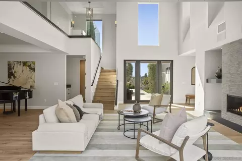 Living - 6989 Paseo Laredo, La Jolla, CA 92037 photo 2 of 7