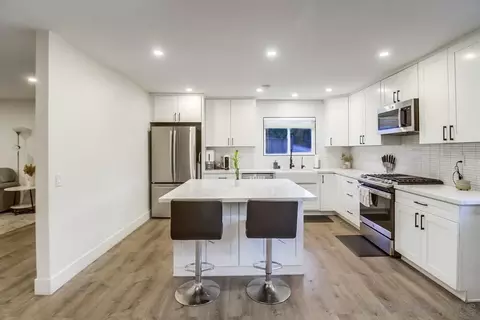 6964 Mount Vernon St, Lemon Grove, CA 91945