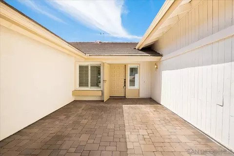 Exterior - 17526 Saint Andrews, Poway, CA 92064 photo 3 of 6