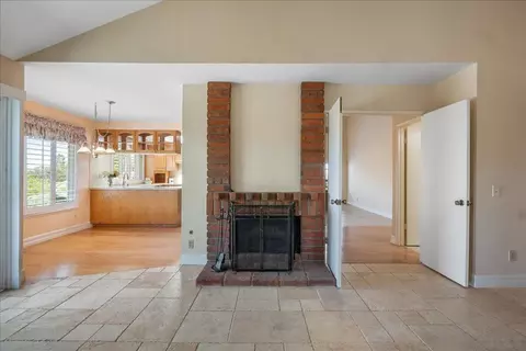 Living - 17526 Saint Andrews, Poway, CA 92064 photo 5 of 7