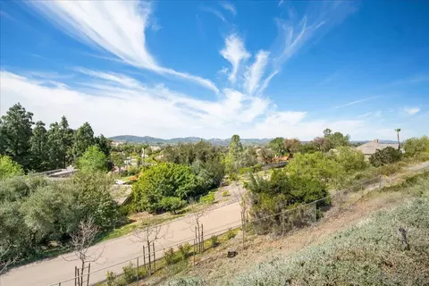 View/Area - 17526 Saint Andrews, Poway, CA 92064 photo 1 of 10