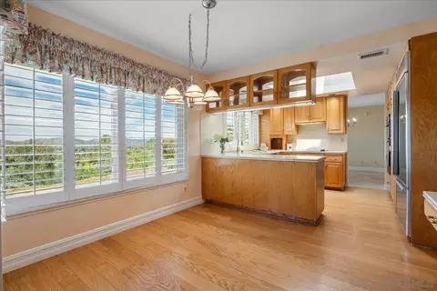 Kitchen - 17526 Saint Andrews, Poway, CA 92064 photo 7 of 7