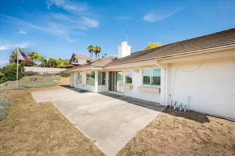Exterior - 17526 Saint Andrews, Poway, CA 92064 photo 4 of 6