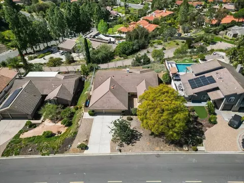 View/Area - 17526 Saint Andrews, Poway, CA 92064 photo 4 of 10