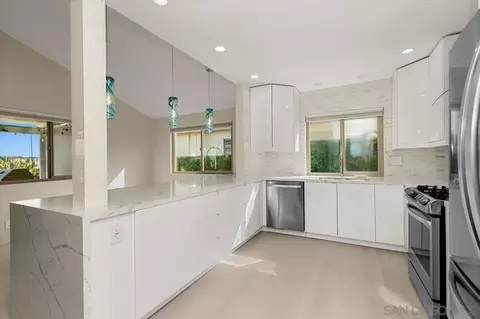 Kitchen - 3501 N Sundown, Oceanside, CA 92056 photo 3 of 5