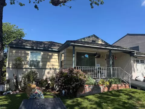 Exterior - 7104 Hybeth Dr, La Mesa, CA 91941 photo 4 of 15