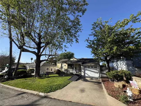Exterior - 7104 Hybeth Dr, La Mesa, CA 91941 photo 5 of 15