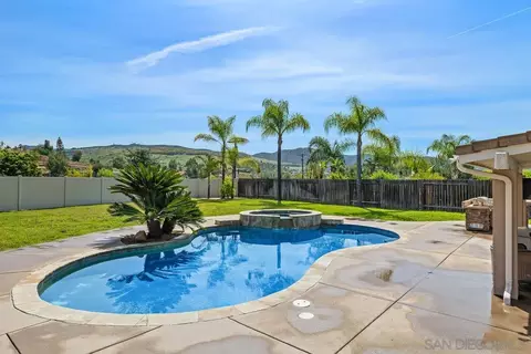 9239 Briette Pl, El Cajon, CA 92021