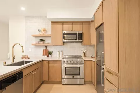 Kitchen - 526 Saxony, Encinitas, CA 92024 photo 2 of 2