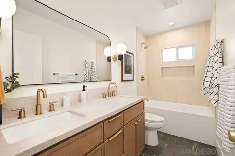 Bath - 526 Saxony, Encinitas, CA 92024 photo 1 of 5