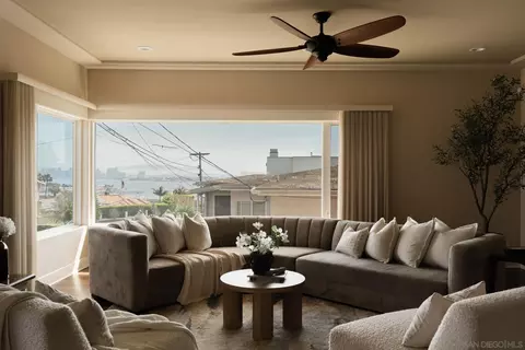 3435 Dickens St, San Diego, CA 92106