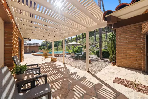 Exterior - 1951 Cloverdale Rd, Escondido, CA 92027 photo 15 of 17