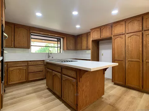 Kitchen - 1394 Peutz Valley Rd, Alpine, CA 91901 photo 1 of 8
