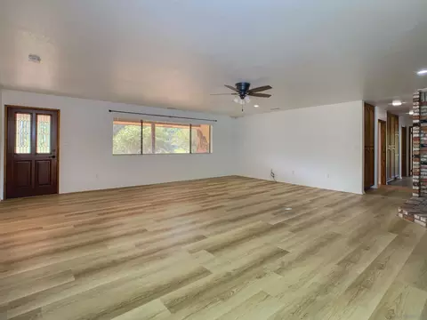 Living - 1394 Peutz Valley Rd, Alpine, CA 91901 photo 3 of 7