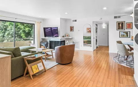 3940 Dove St #101, San Diego, CA 92103