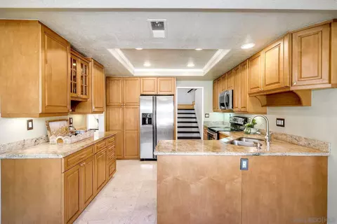 13976 Country Creek Rd, Poway, CA 92064 photo 9