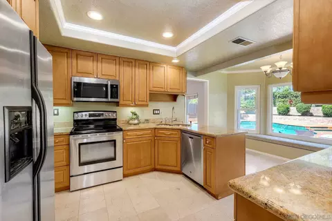 13976 Country Creek Rd, Poway, CA 92064 photo 7