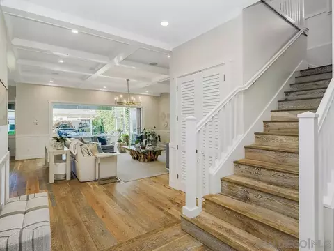 Entry Way - 120 I Ave, Coronado, CA 92118 photo 3 of 4